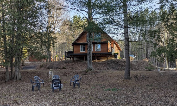 Beulah Cabina | Platte Haven: Golden Leaves & Scenic Trails – The Ultimate Fall Getaway!