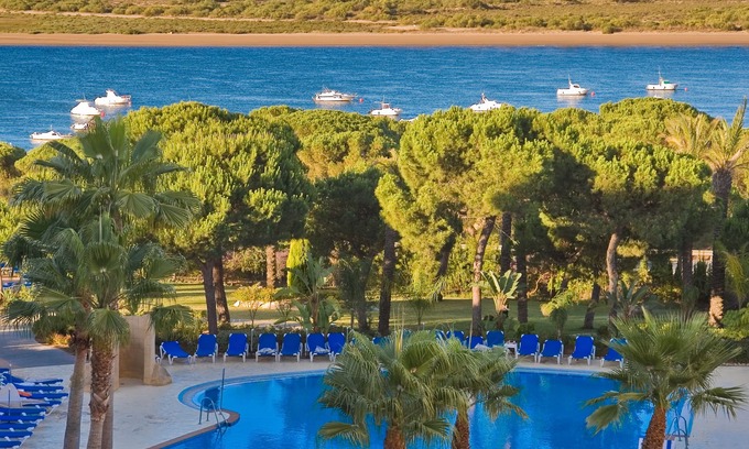 Nuevo Portil Hotel | Playacartaya Hotel