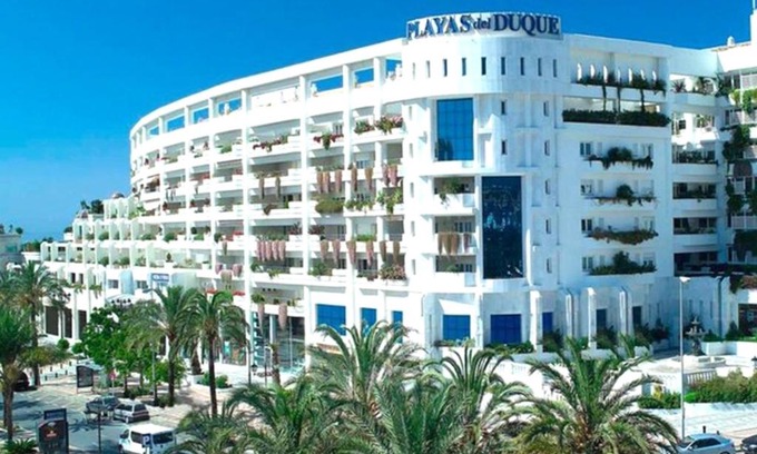 Puerto Banus Apartamento | Playas Del Duque, 5 Bed Apartment in Puerto Banus, Marbella