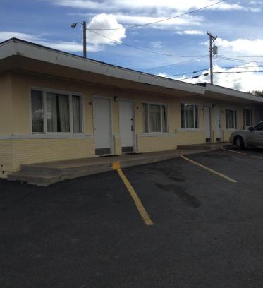 Great Falls Hotel | Plaza Inn