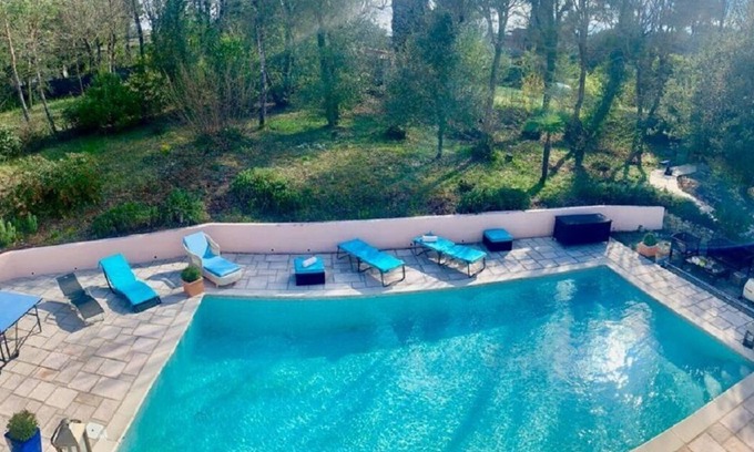 Valbonne Casa | Pleasant, contemporary Villa, sunny, quiet in a green setting