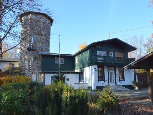 Bad Ems Casa | Pleasant Holiday Home in Kemmenau with Sauna