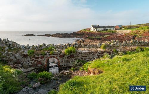 St Brides Casa | Ploughmans Cottage