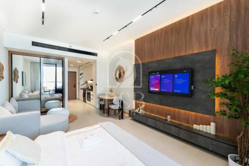 Madinat Zayed Apartamento | PNB Living - Luxury Studio with Canal Views - Trillionaire Residences, Business Bay