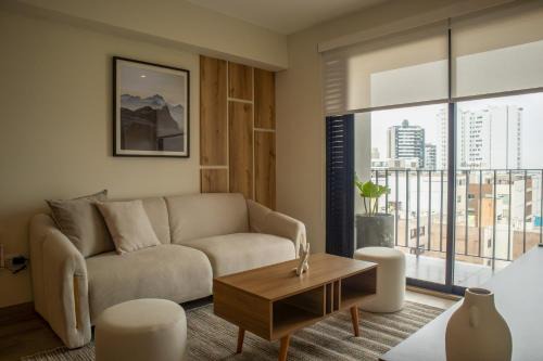 Santa Cruz Apartamento | Pod by Wynwood House