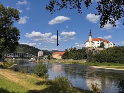 Decin Apartamento | Podzámčí - útulný byt na nábřeží pod zámkem