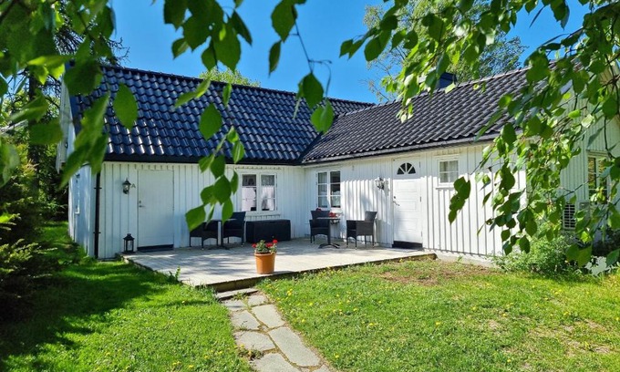 Andebu Casa | Poeme A SANDEFJORD