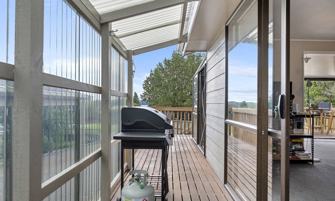 Rototai Casa | Point Retreat - Lake Rotoiti Holiday Home