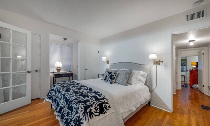 Blenman-Elm Casa | Pool / 2BR 2BA / Historic & Charming / Fenced Yard