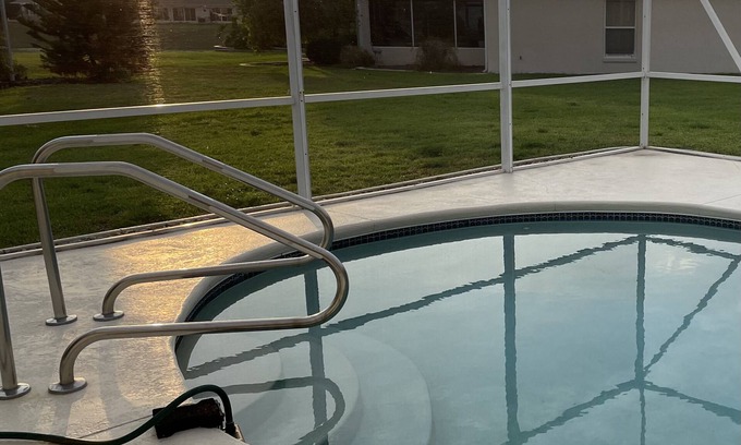 The Villages Casa | Pool Home Excellent Location - 2 Gas Golf Carts