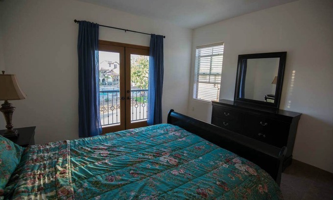 Rancho El Dorado Condominio | Pool Side El Dorado Ranch Rental Condo #37-3