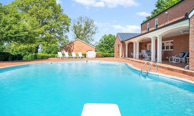 Somerset Casa | Pool, Tennis Court & Billiards! - Oak Hill House