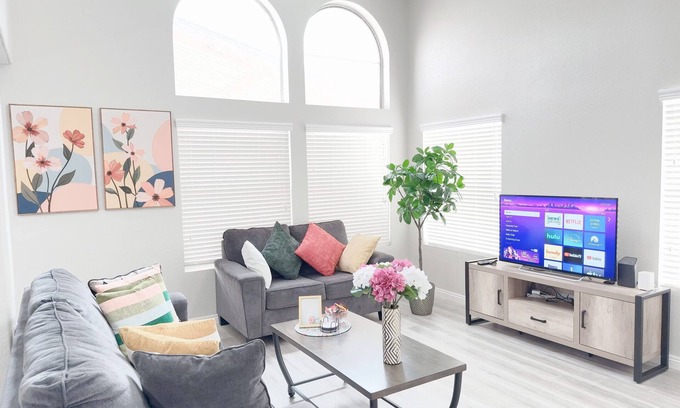 Summerlin Casa | Pool Villa Newly Remodeled 3BD2.5BR by Summerlin