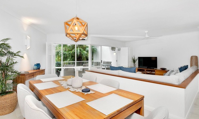 Palm Cove Apartamento | Poolside Apt in Alamanda Beachfront Resort 42