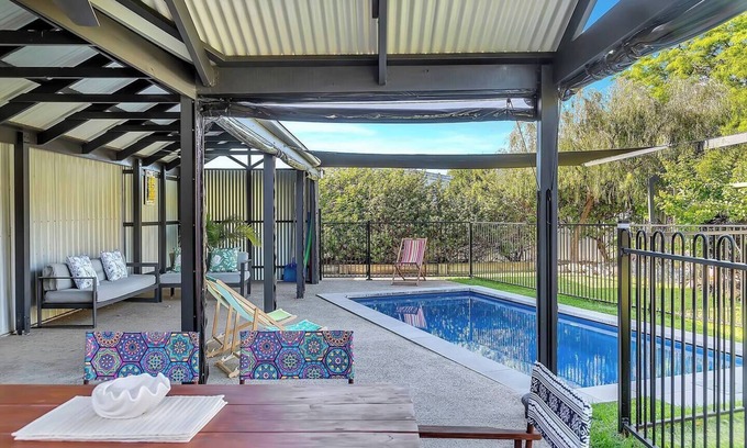 Port Willunga Casa | Port Parade Poolside BBQs and Modern Beach Living