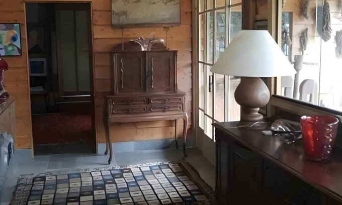 Embu das Artes Casa | Portuguese Chalet