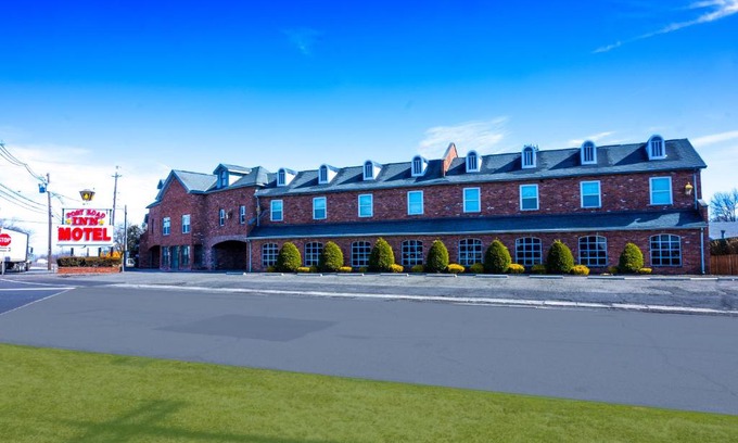 Avenel Hotel | Post Road Inn Motel