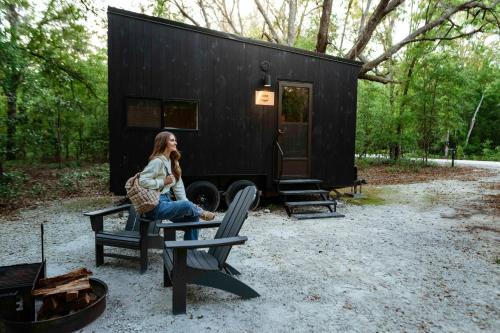 Pine River Otro | Postcard Cabins Wild Rose, Outdoor Collection by Marriott Bonvoy