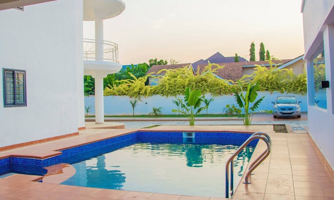 East Legon Casa | Pot of Gold Butler Residence