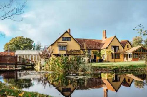 Westleton Cama Y Desayuno | Potton Hall