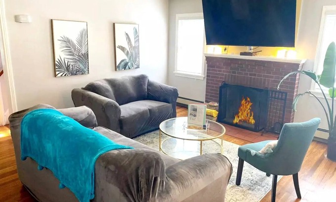 Poughkeepsie Casa | Poughkeepsie 3br home near Vassar & Marist college & Vassar Bros Hospital