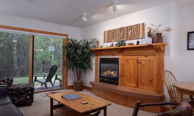 Driggs Condominio | Powder Paradise: Hot tub, Fireplace, Close to Grand Targhe