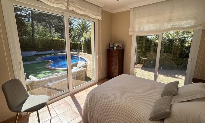 S'Agaro Chalet De Esquí | Preciosa Villa con Piscina en Urbanización Exclusiva en S'agaró