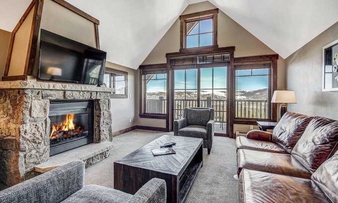 Breckenridge Condominio | Premier 2br At The Base Of Peak 7 2 Bedroom Condo by RedAwning