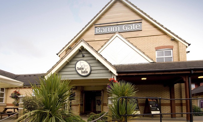 Barnstaple Hotel | Premier Inn Barnstaple