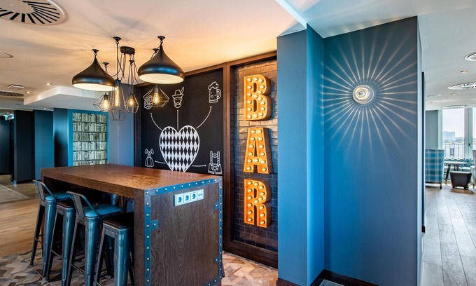 Schwabing-Freimann Hotel | Premier Inn München City Schwabing