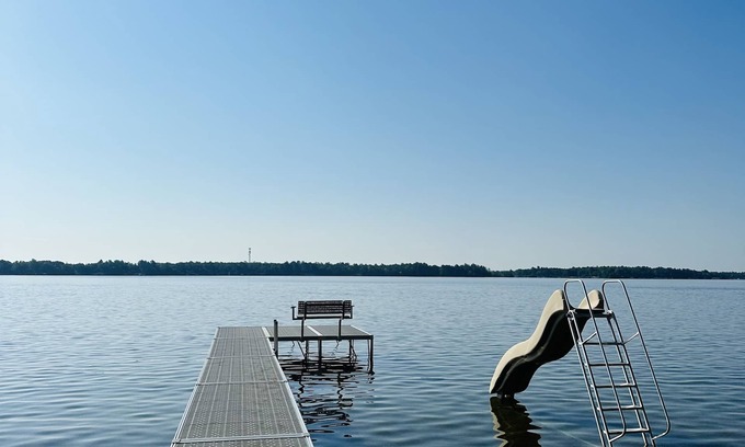 Crosslake Cabina | Premier Location on Crosslake - Hot Tub - Great for Families or Adults!