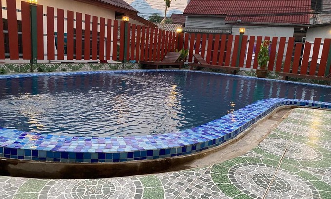 Vang Vieng Hotel | Premier Vang Vieng Hotel