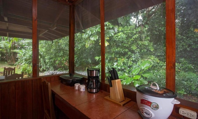 Uvita Cabina | Premium 2 Bed Wooden Cabin In The Rain Forest Of Uvita