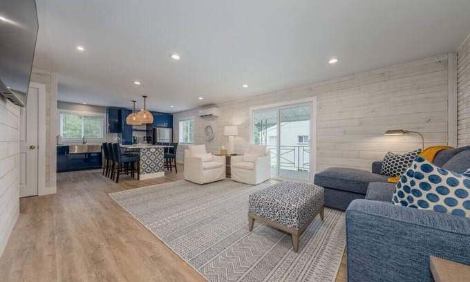 Bridgman Condominio | Premium Dunes Villa: Family Luxury Near Beaches
