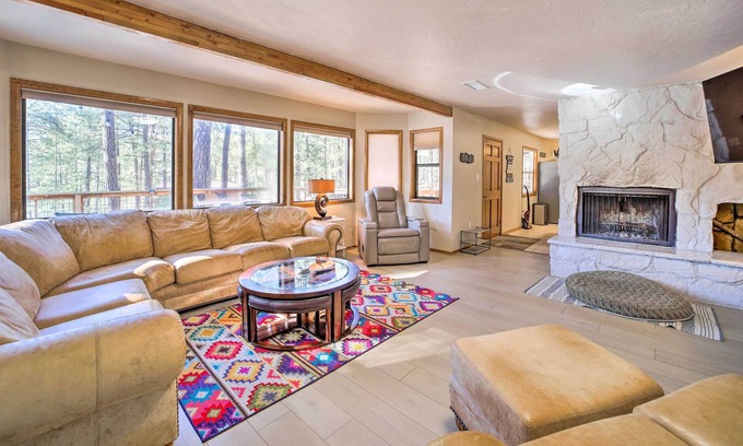 Prescott Cabina | Prescott Cabin Rental w/ Deck - Pet Friendly!