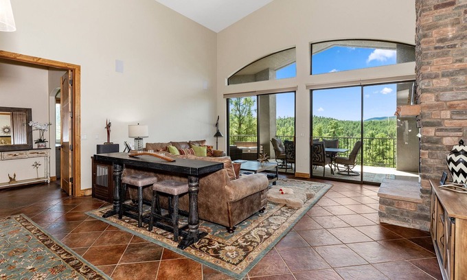 Hidden Valley Ranch Casa | Prescott's #1 Luxe Mountain Sanctuary | Cozy Spa | Golf | Majestic Views