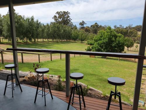Lowden Casa | Preston Valley Shed Stay