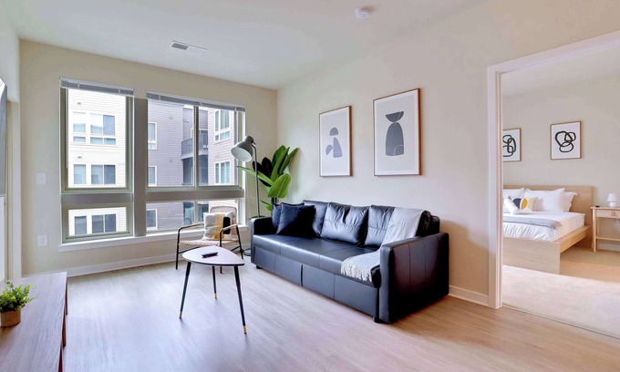Jefferson Manor Apartamento | Prime Alexandria Location | Spacious Apt