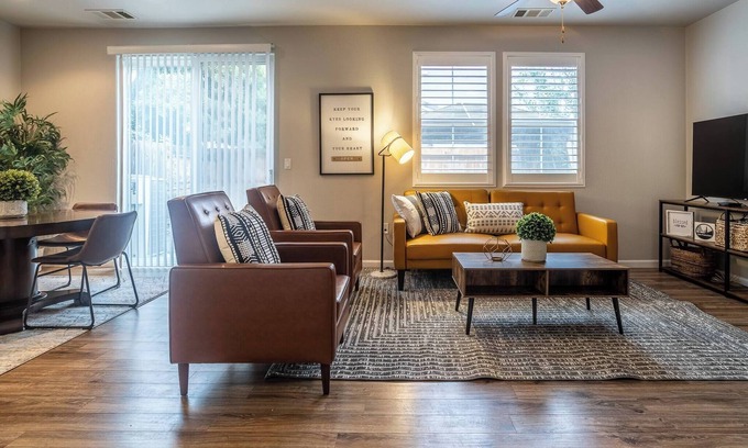 Clovis Casa | Prime Clovis Gated Condo Near Hospitals