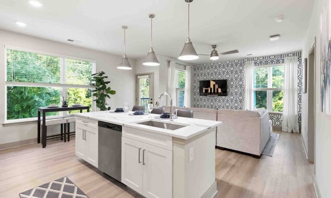 East Raleigh Apartamento | Pristine Living 5 Min From Downtown