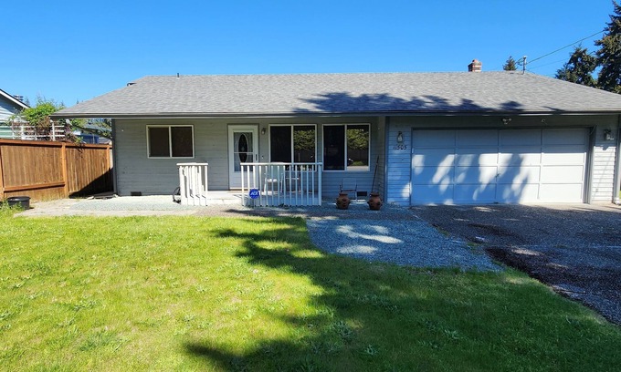 Silver Lake Casa | Private 2 bed 2 bath house