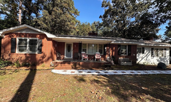Raleigh Casa | Private 2BR, 2BA Duplex style home with Living Room Kitchenette