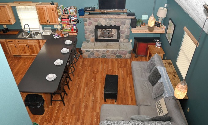 Wakefield Cabina | Private 78 Acres with 5-acre lake and wedding venue in Lucasville, OH