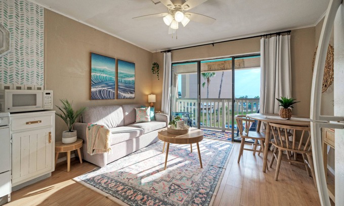 North Beach Condominio | Private Balcony w/ Ocean View | Pool & Hot Tub Access | Ocean Echo by AvantStay