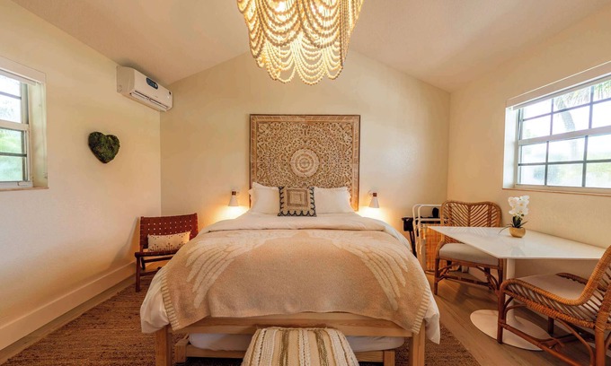 Fort Pierce Shores Casa | Private Beach Access & Ocean Breezes | Your Perfect Getaway