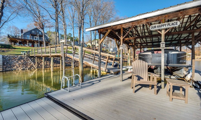 Troutman Casa | Private Boat Dock: Troutman Home on the Water!