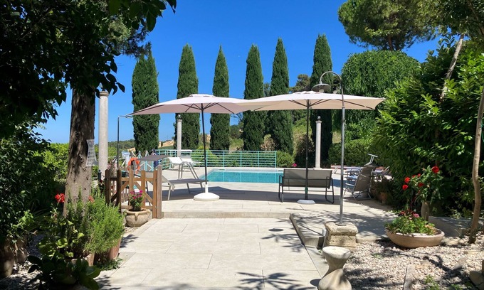 Capodarco Villa | Encantadora Villa en las colinas de Las Marcas con parque privado, muy cerca de la playa