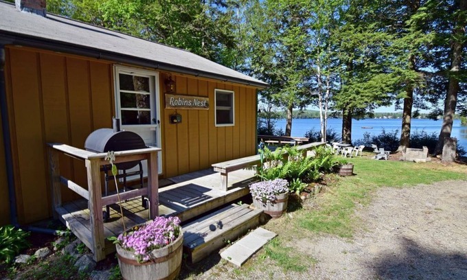 Franklin Casa | Casa de campo privada con muelle, kayaks, columpios, cerca de Acadia NP en Georges Pond