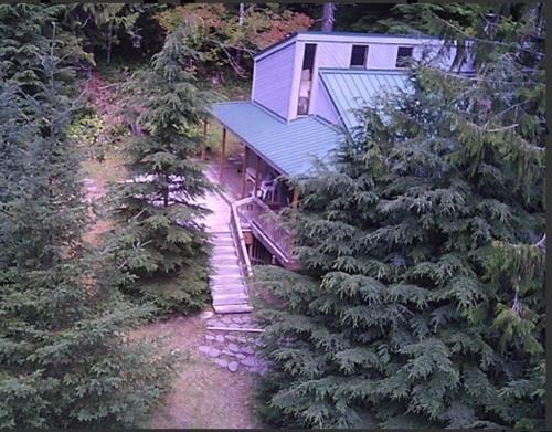 Enumclaw Chalet De Esquí | Private Cozy 3 BR Cabin near Mt Rainier, Sunrise & Crystal Mt Hiking