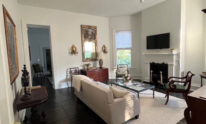 Dayton Apartamento | Private Downtown Luxury Penthouse 2 Bedroom